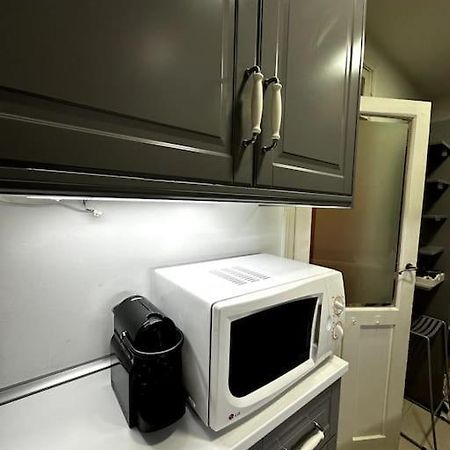 Ferienwohnung Apartamento Con Parking En Centro De Madrid-Chamberi Exterior foto