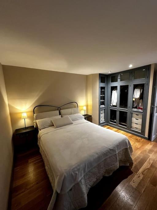 Ferienwohnung Apartamento Con Parking En Centro De Madrid-Chamberi Exterior foto