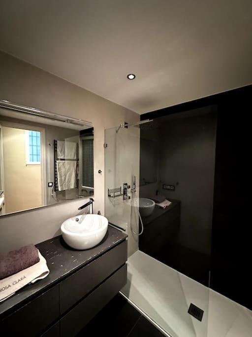 Ferienwohnung Apartamento Con Parking En Centro De Madrid-Chamberi Exterior foto