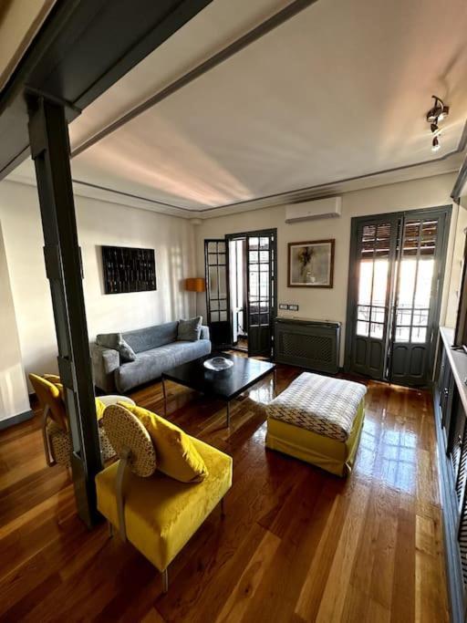 Ferienwohnung Apartamento Con Parking En Centro De Madrid-Chamberi Exterior foto